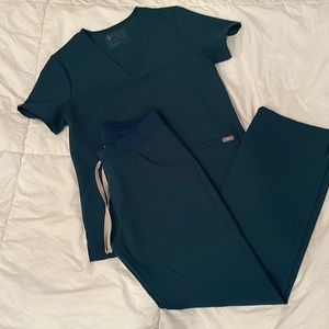 Figs Casma Scrub top and Kade Cargo Pant